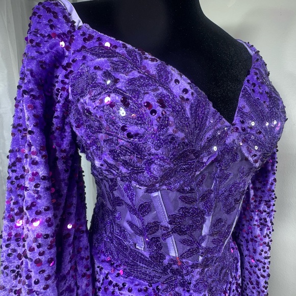 Glamorous Purple Long Sleeve Dress - Picture 8 of 14